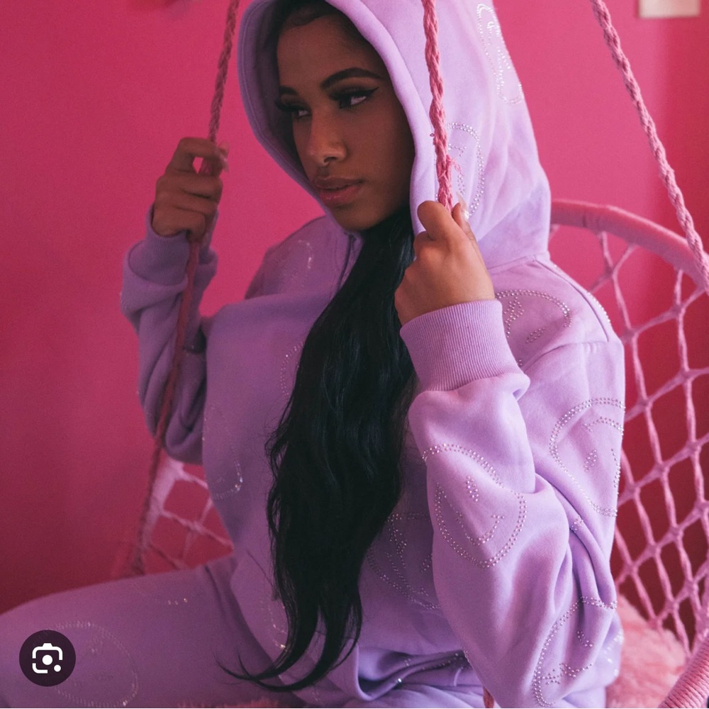 Purple Retrovert Smiley hoodie